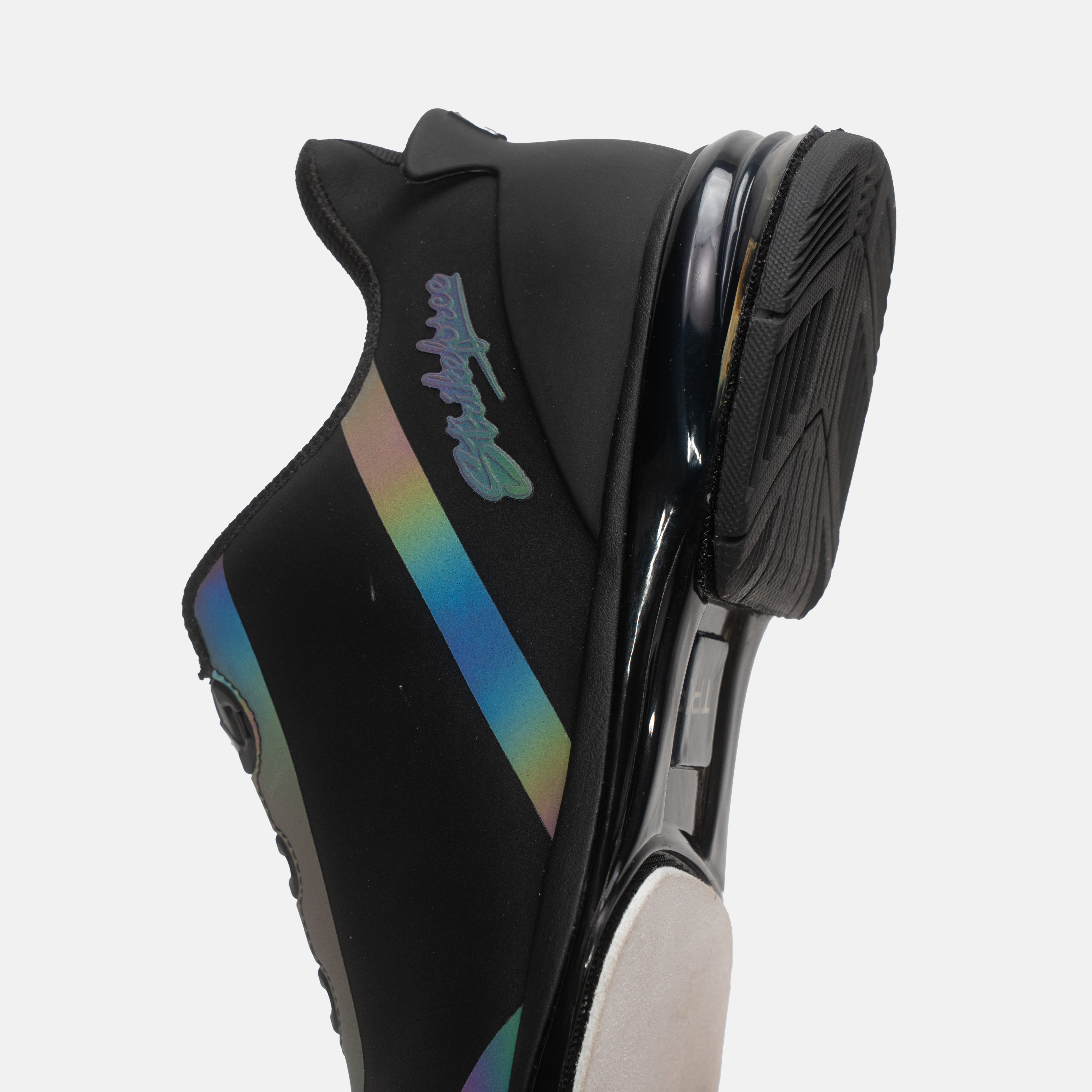 Hype Black/Iridescent