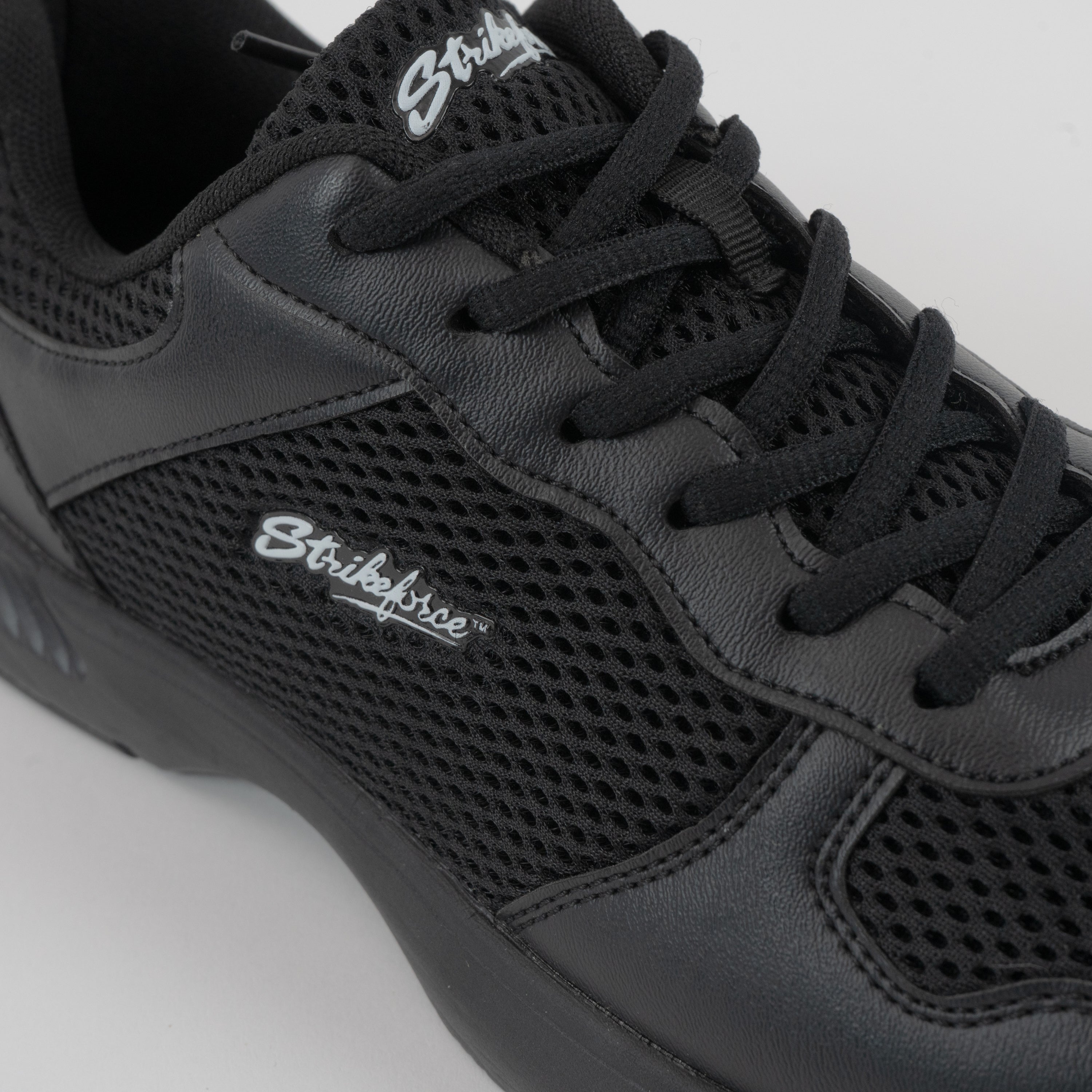 靴 forme Bowling Shoes ( Black ) Kicks Unisex Black WIDE 3G Bowling Shoes - AboveALLBowling.com